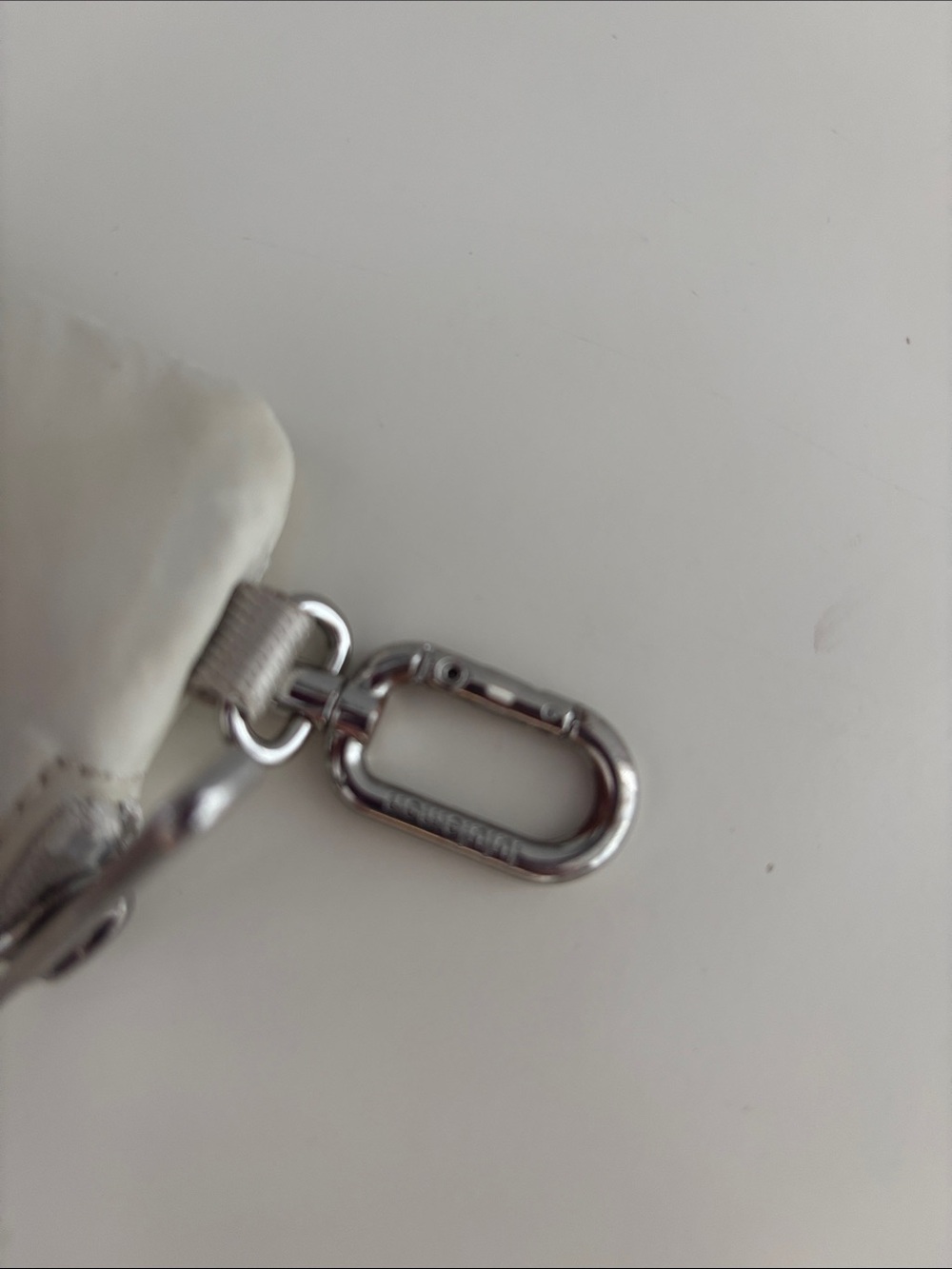 lululemon athletica small cream zip coin pouch with clip - Picture 3 of 3